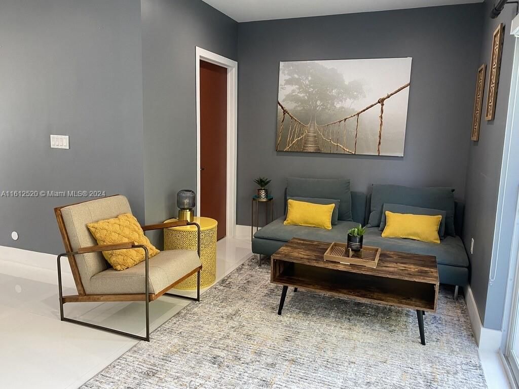 3445 SW 14th St, Unit 3445, Miami, FL 33145 Photo