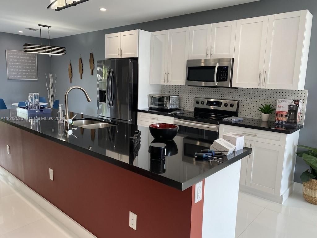 3445 SW 14th St, Unit 3445, Miami, FL 33145 Photo