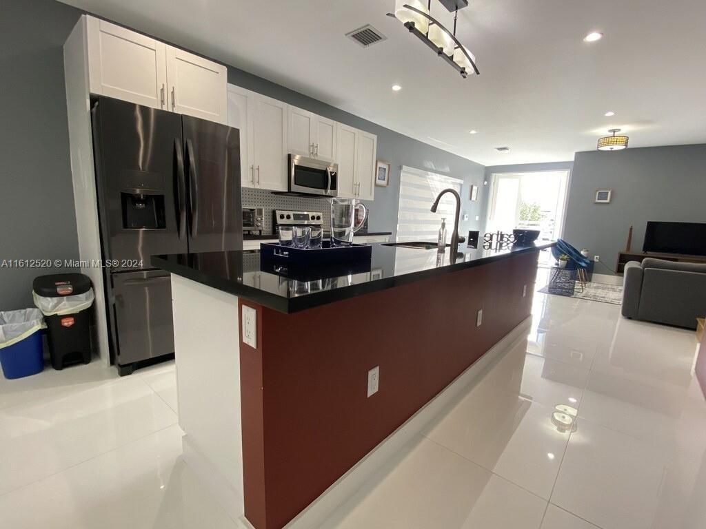 3445 SW 14th St, Unit 3445, Miami, FL 33145 Photo