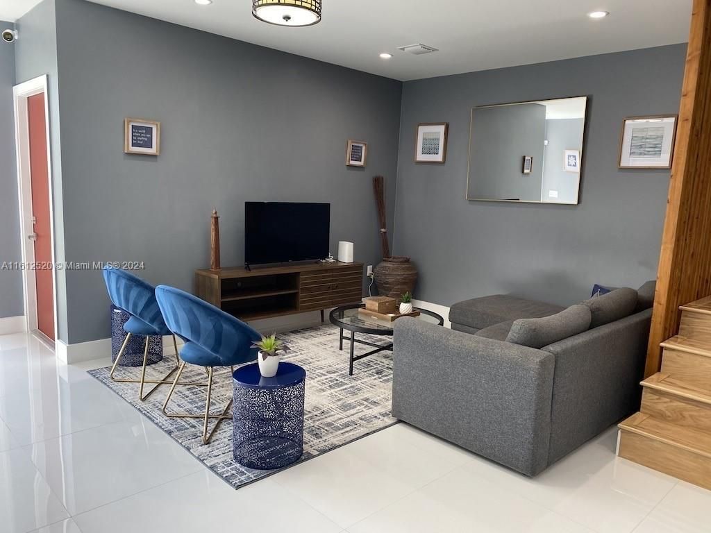 3445 SW 14th St, Unit 3445, Miami, FL 33145 Photo