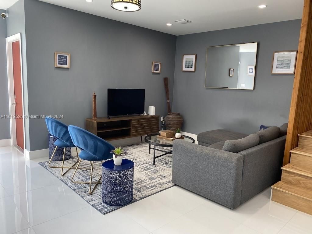 3445 SW 14th St, Unit 3445, Miami, FL 33145 Photo