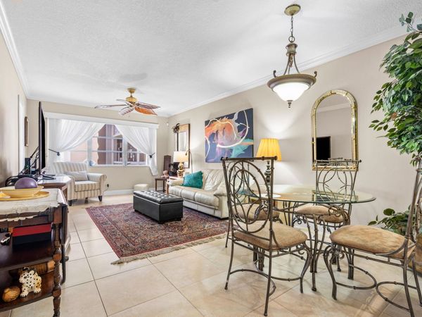 400 NE 20th Street, Unit B204, Boca Raton, FL 33431