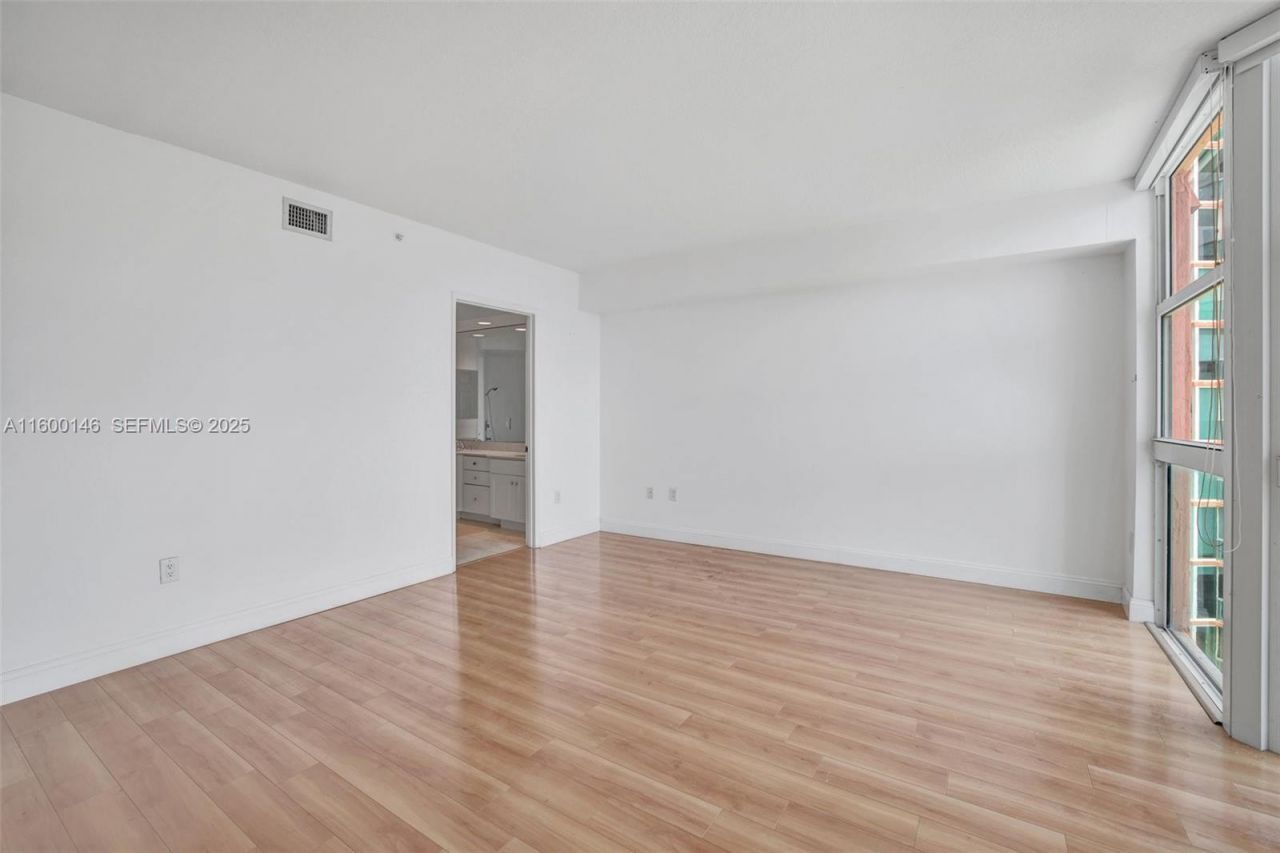3370 Hidden Bay Dr, Unit 1208, Aventura, FL 33180 Photo