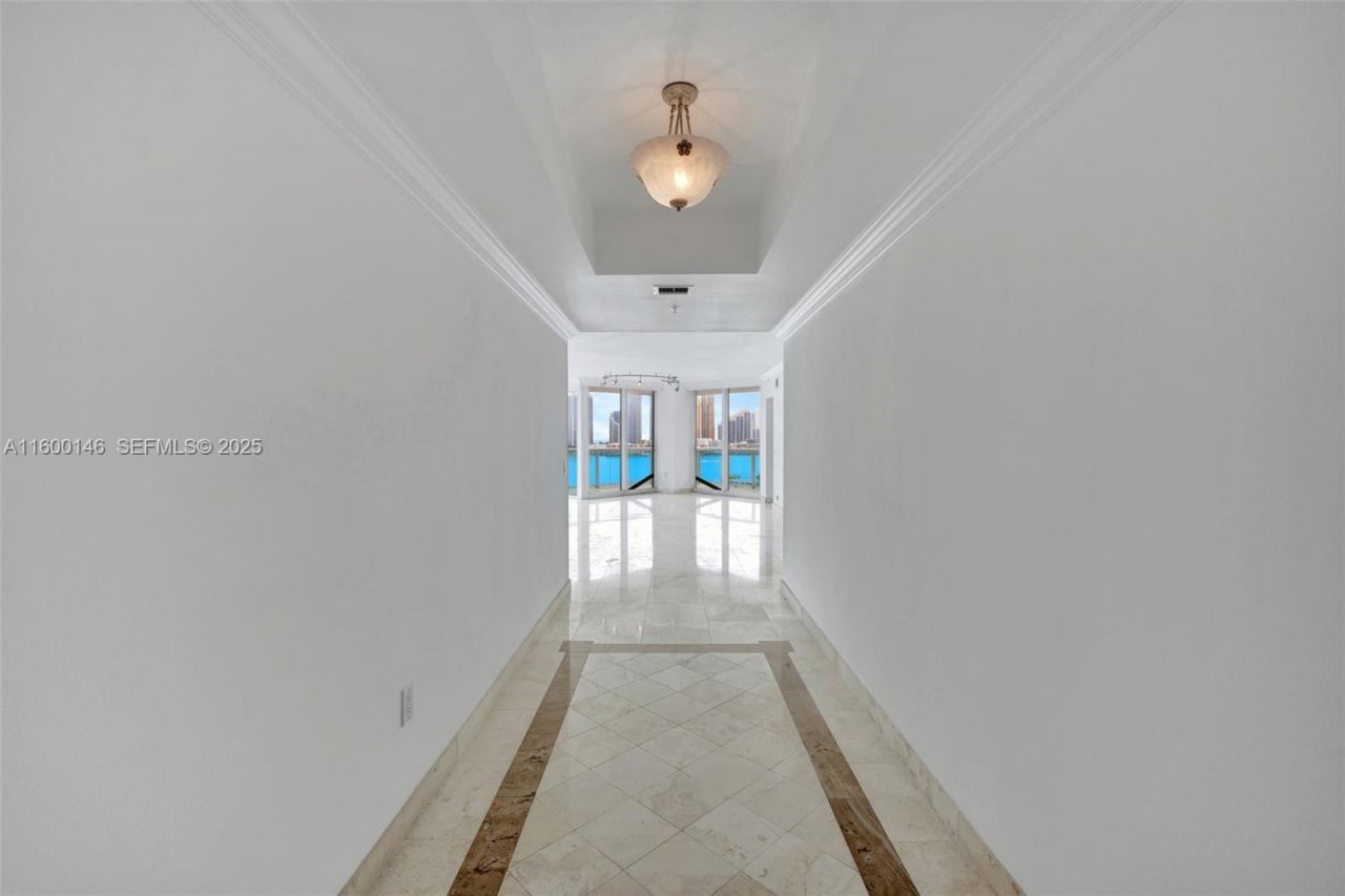 3370 Hidden Bay Dr, Unit 1208, Aventura, FL 33180 Photo