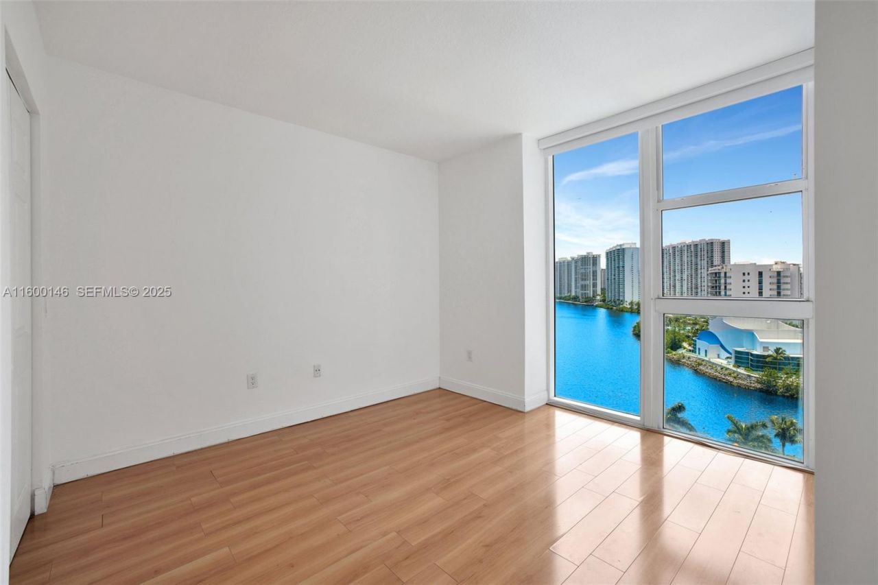 3370 Hidden Bay Dr, Unit 1208, Aventura, FL 33180 Photo