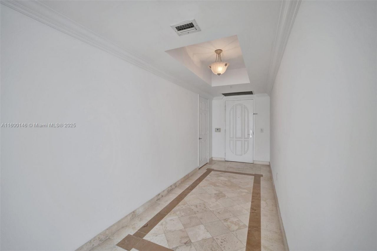 3370 Hidden Bay Dr, Unit 1208, Aventura, FL 33180 Photo