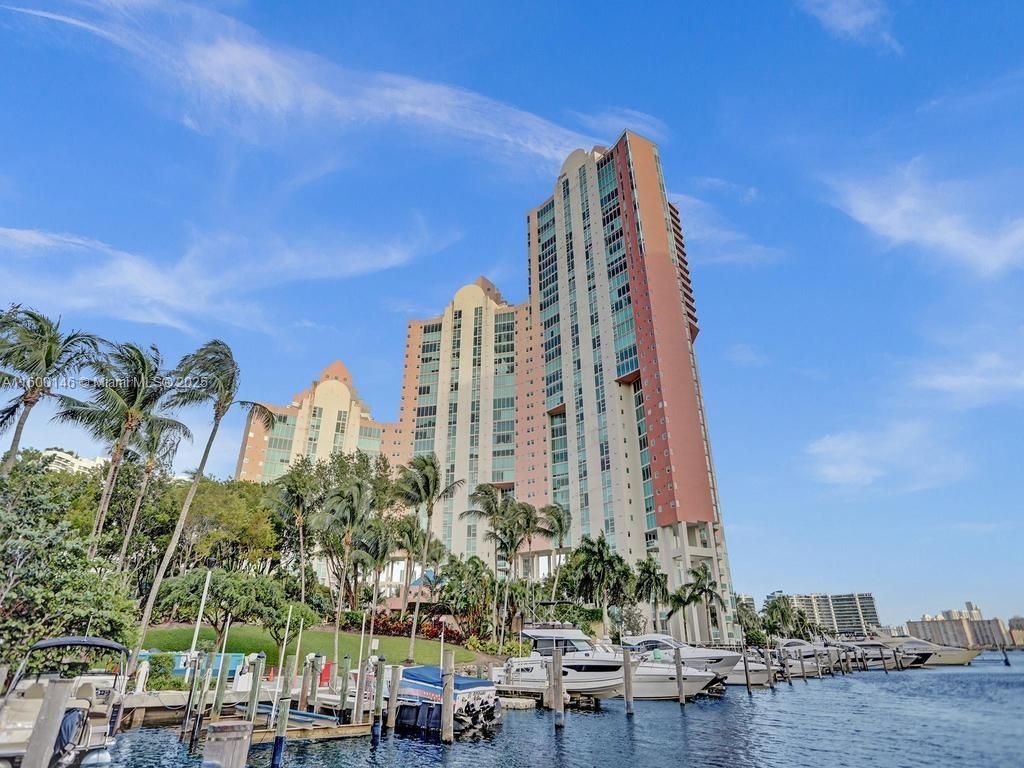 3370 Hidden Bay Dr, Unit 1208, Aventura, FL 33180 Photo