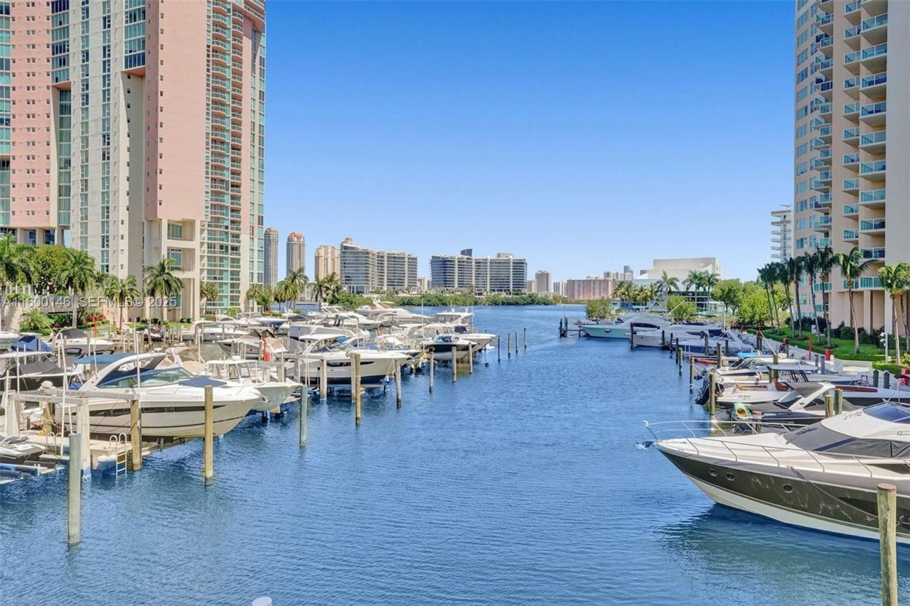 3370 Hidden Bay Dr, Unit 1208, Aventura, FL 33180 Photo