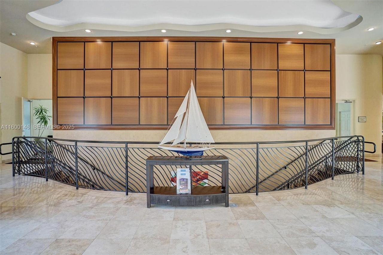 3370 Hidden Bay Dr, Unit 1208, Aventura, FL 33180 Photo