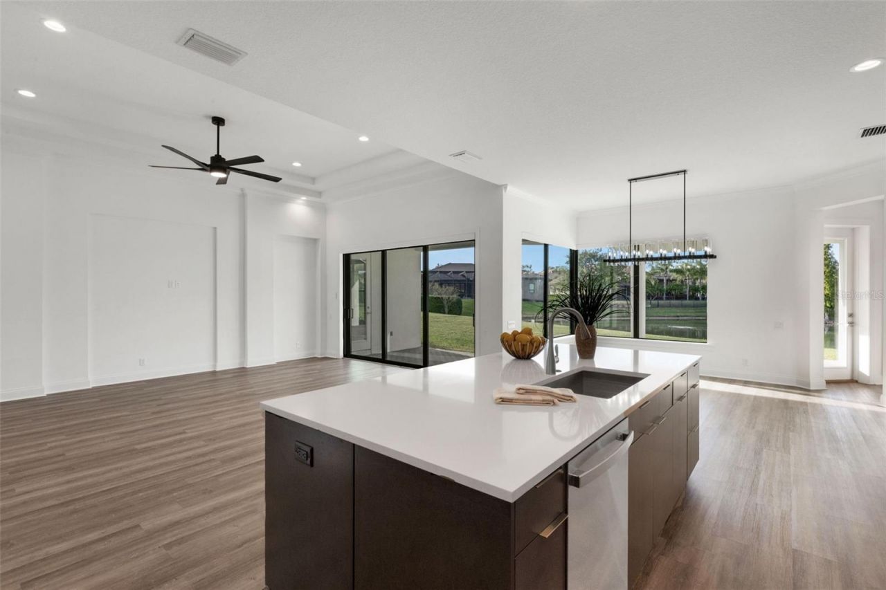 1969 Grasslands Boulevard, Lakeland, FL 33803 Photo