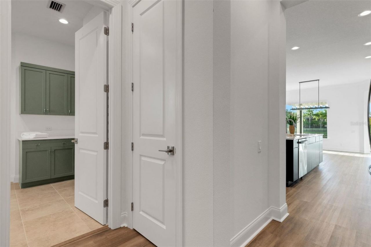 1969 Grasslands Boulevard, Lakeland, FL 33803 Photo