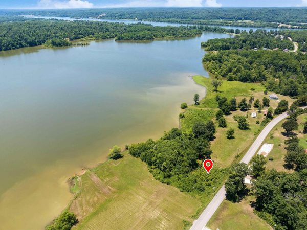 0 Toms Creek Road, Linden, TN 37096