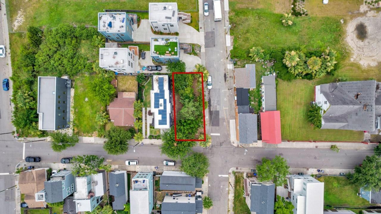 66 Cooper Street Photo 17