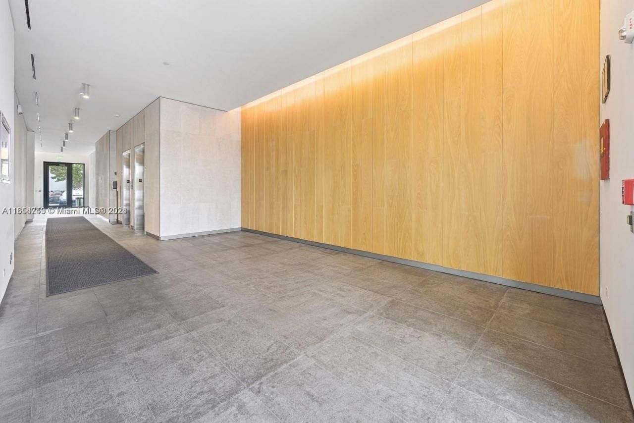 1695 NW 110th Ave, Unit 100, Sweetwater, FL 33172 Photo