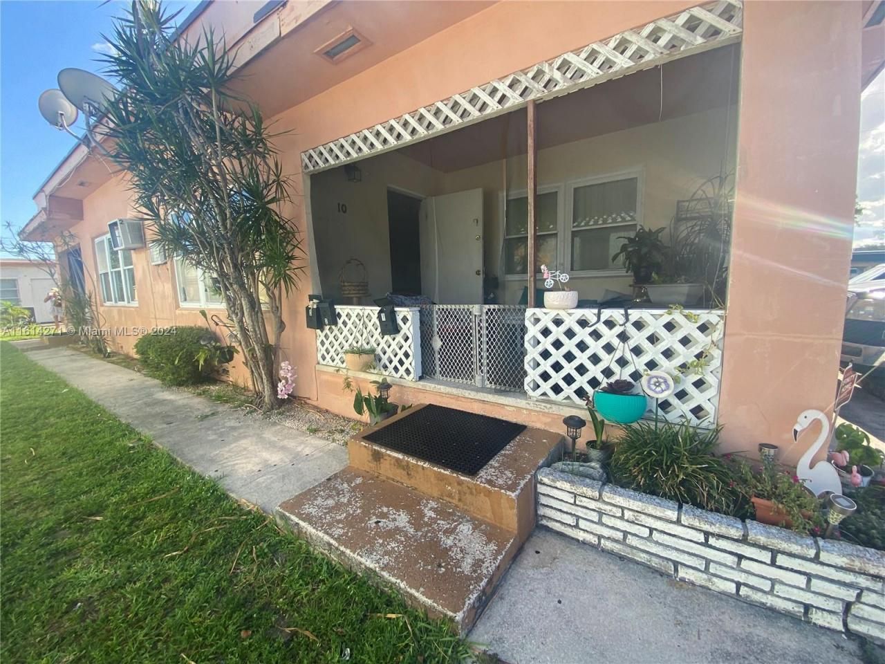 1409 S Federal Hwy, Dania Beach, FL 33004 Photo