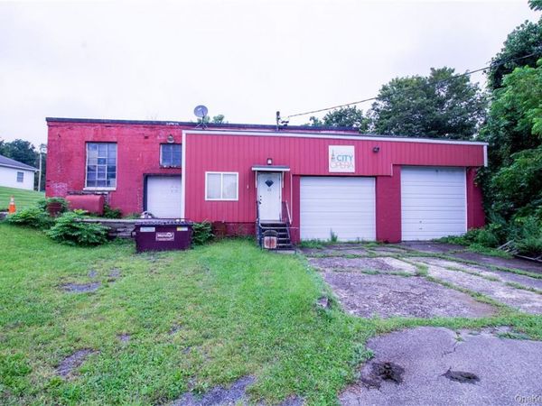 22 Creamery Road, Johnson, NY 10919