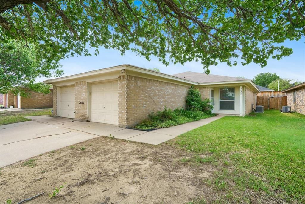 3628 Hulen Park Circle, Fort Worth, TX 76123 Main Photo