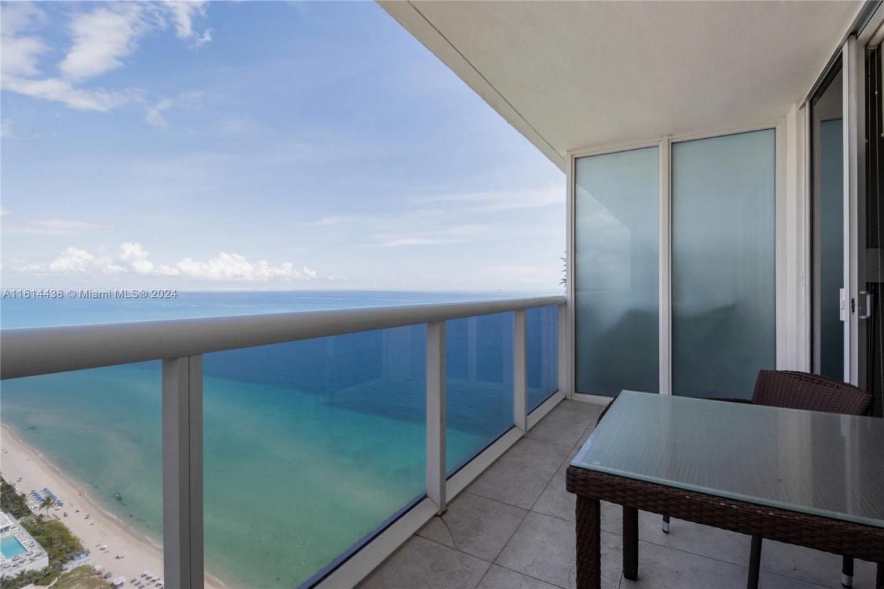 1830 S Ocean Dr, Unit 4409, Hallandale Beach, FL 33009 Photo