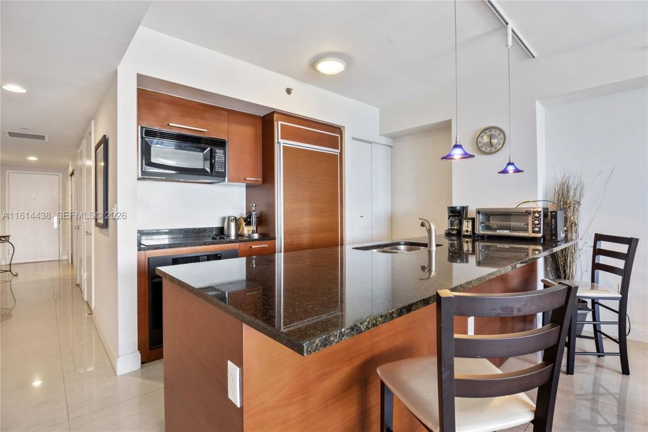 1830 S Ocean Dr, Unit 4409, Hallandale Beach, FL 33009 Photo