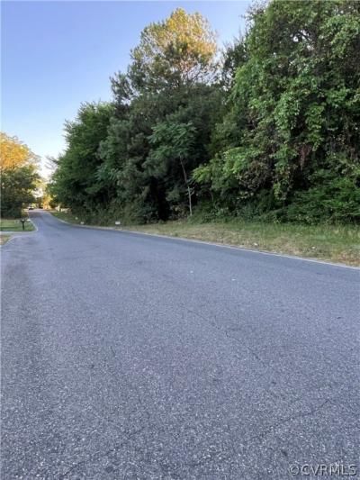 4030 Oakleys Lane, Richmond, VA 23223 Main Photo