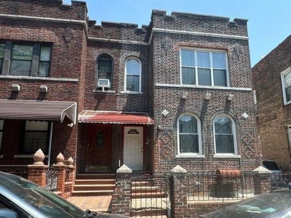 211 E 96th Street, Unit 4, Brooklyn, NY 11212
