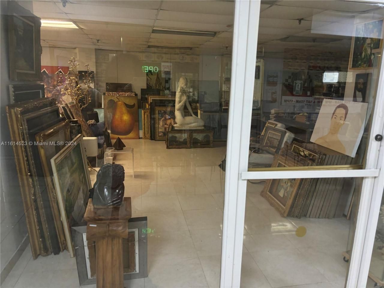 19201 Collins Ave, Unit 934, Sunny Isles Beach, FL 33160 Photo