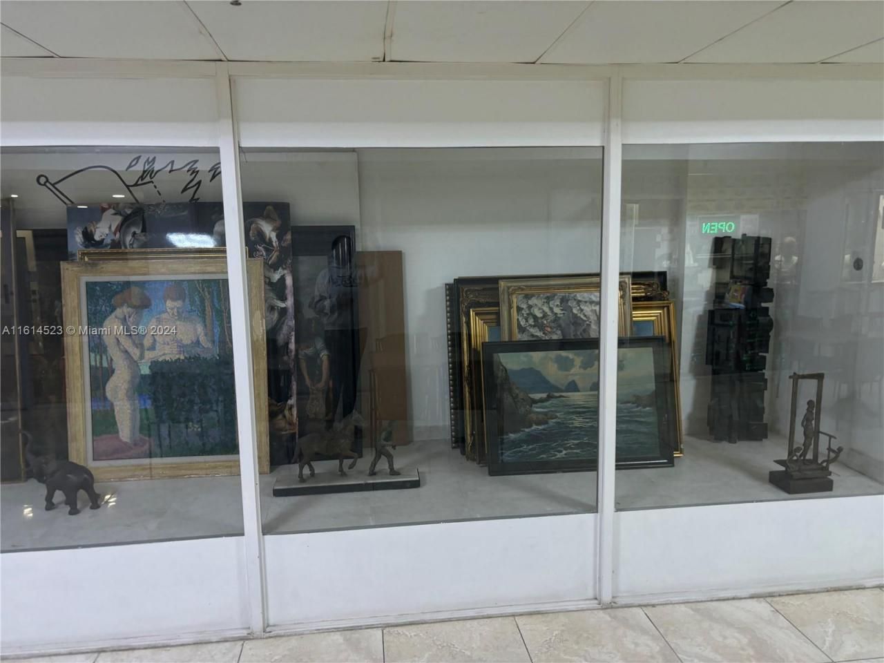 19201 Collins Ave, Unit 934, Sunny Isles Beach, FL 33160 Photo