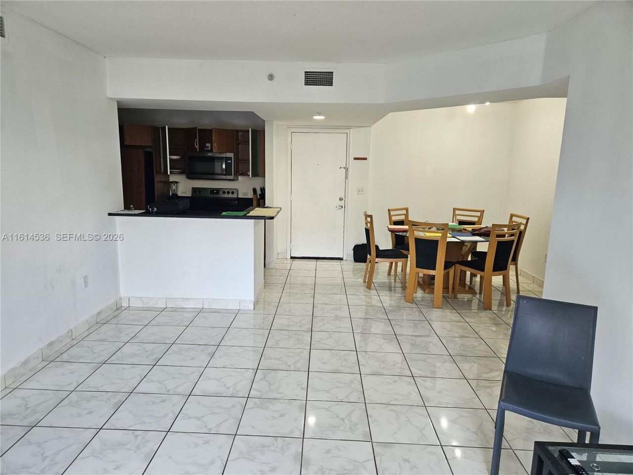 2775 NE Ne 187th St, Unit 323, Aventura, FL 33180 Photo