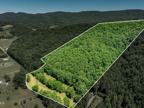 000 Copperhead Hollow Road, Mountain City, TN 37683