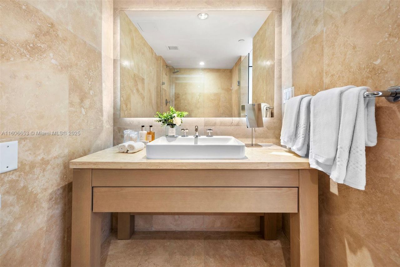 Please Call For Address, Unit 1222, Miami Beach, FL 33139 Photo