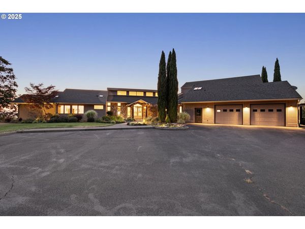 90849 COBURGHILLS DR, Eugene, OR 97408