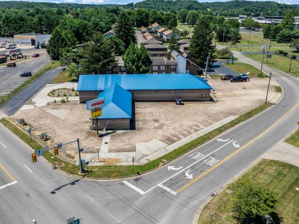 1845 N 21st Street, Newark, OH 43055