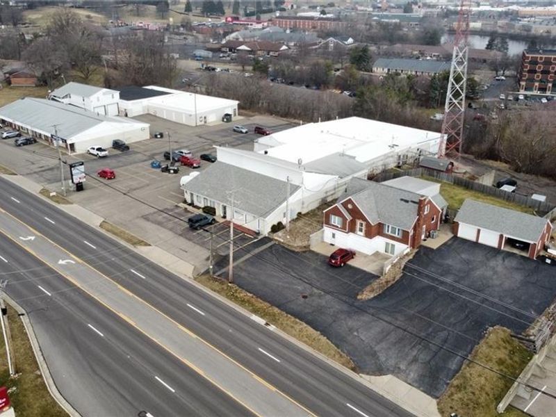 4925 Fulton Drive NW, Canton, OH 44718 Photo 1