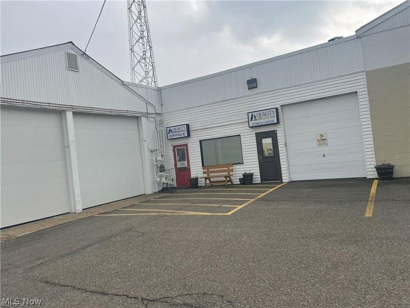 4925 Fulton Drive NW, Canton, OH 44718 Photo 6