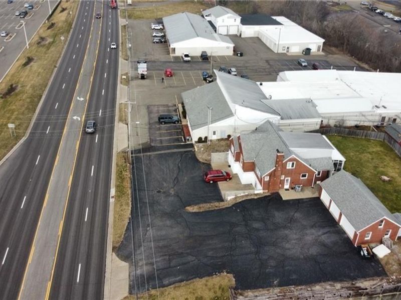 4925 Fulton Drive NW, Canton, OH 44718 Photo 8