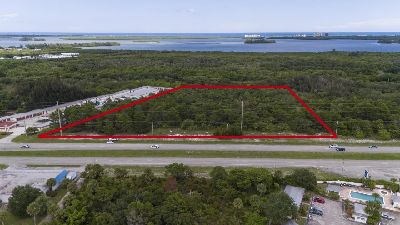 5000 N Us Highway 1, Fort Pierce, FL 34946 Photo