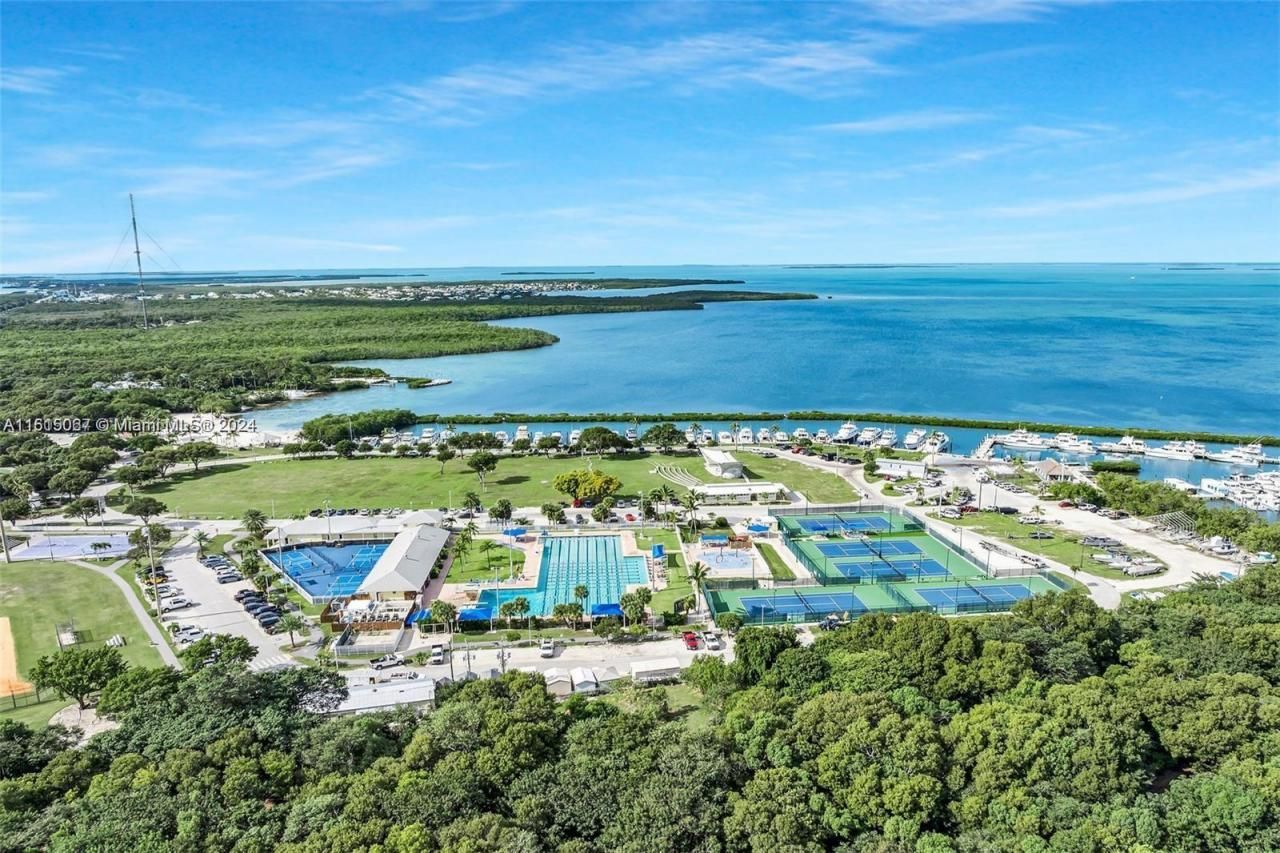 87200 Overseas Highway #v9, Islamorada, FL 33036 Photo