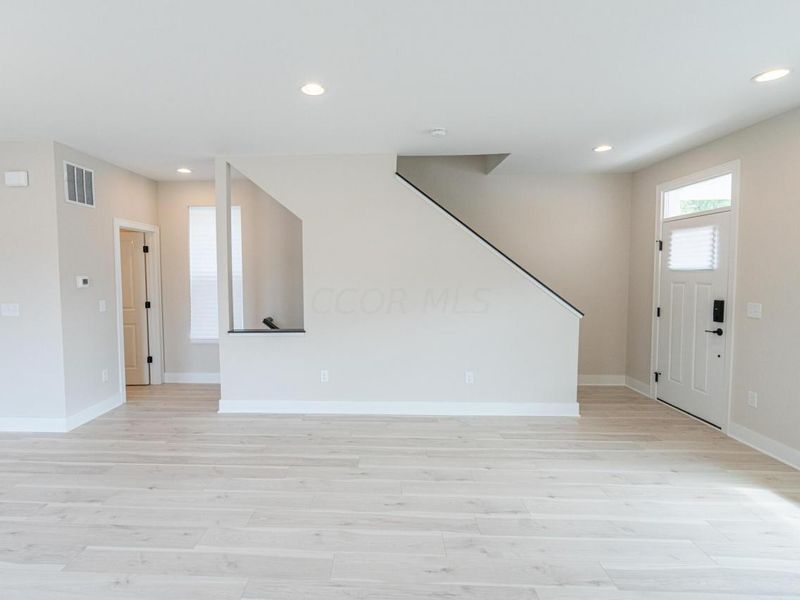 45 S Hartford Avenue, Columbus, OH 43222 Photo 12