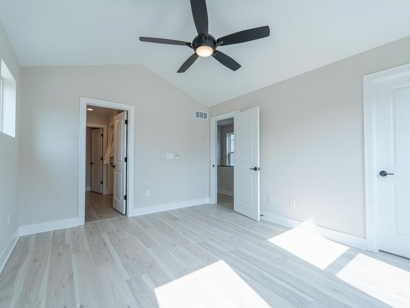 45 S Hartford Avenue, Columbus, OH 43222 Photo 16