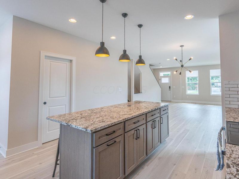 45 S Hartford Avenue, Columbus, OH 43222 Photo 9