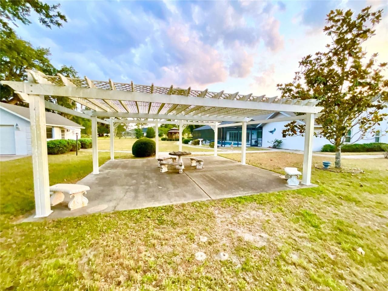 7205 NE 61st Avenue Road, Silver Springs, FL 34488 Photo