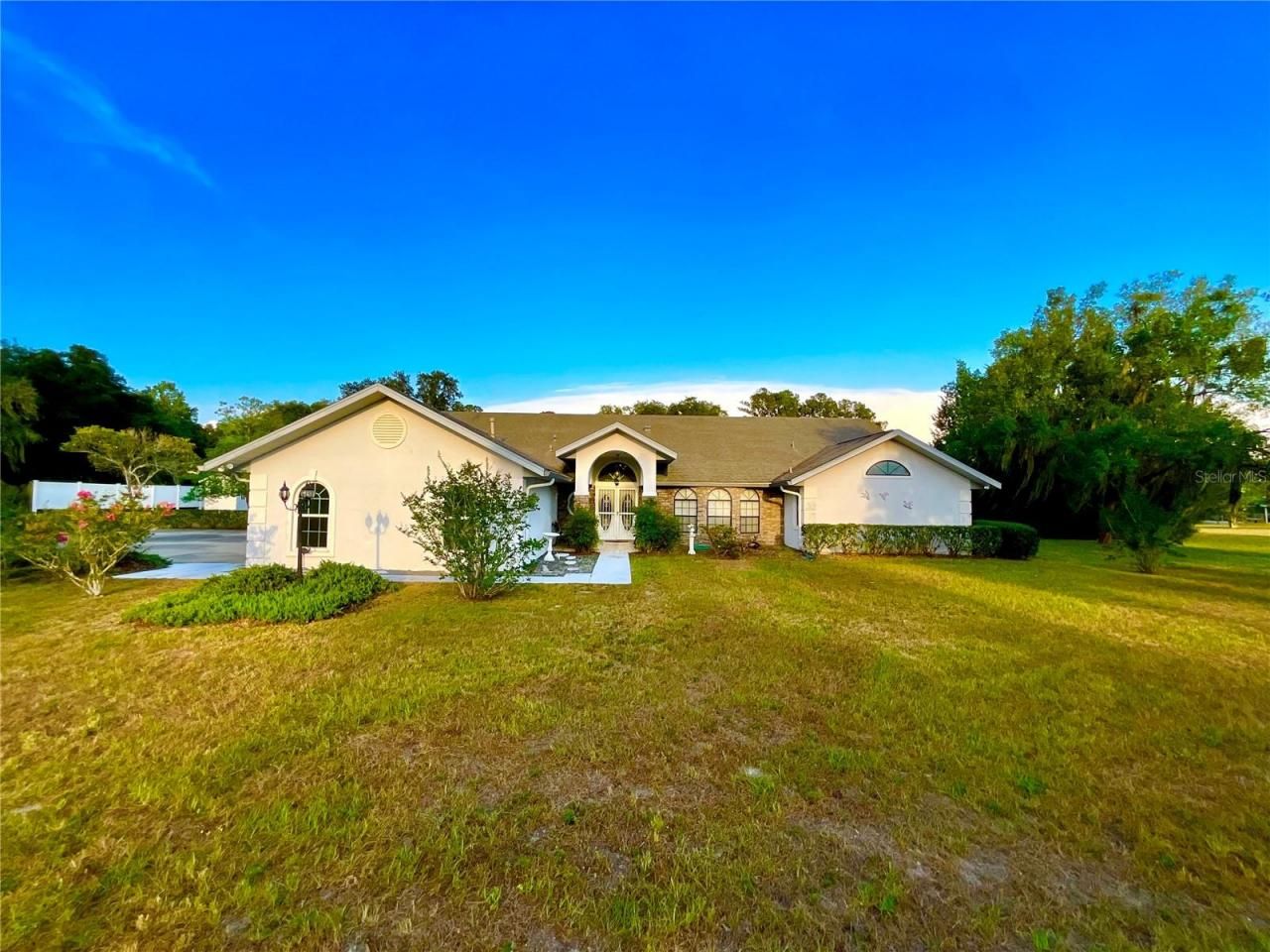 7205 NE 61st Avenue Road, Silver Springs, FL 34488 Photo