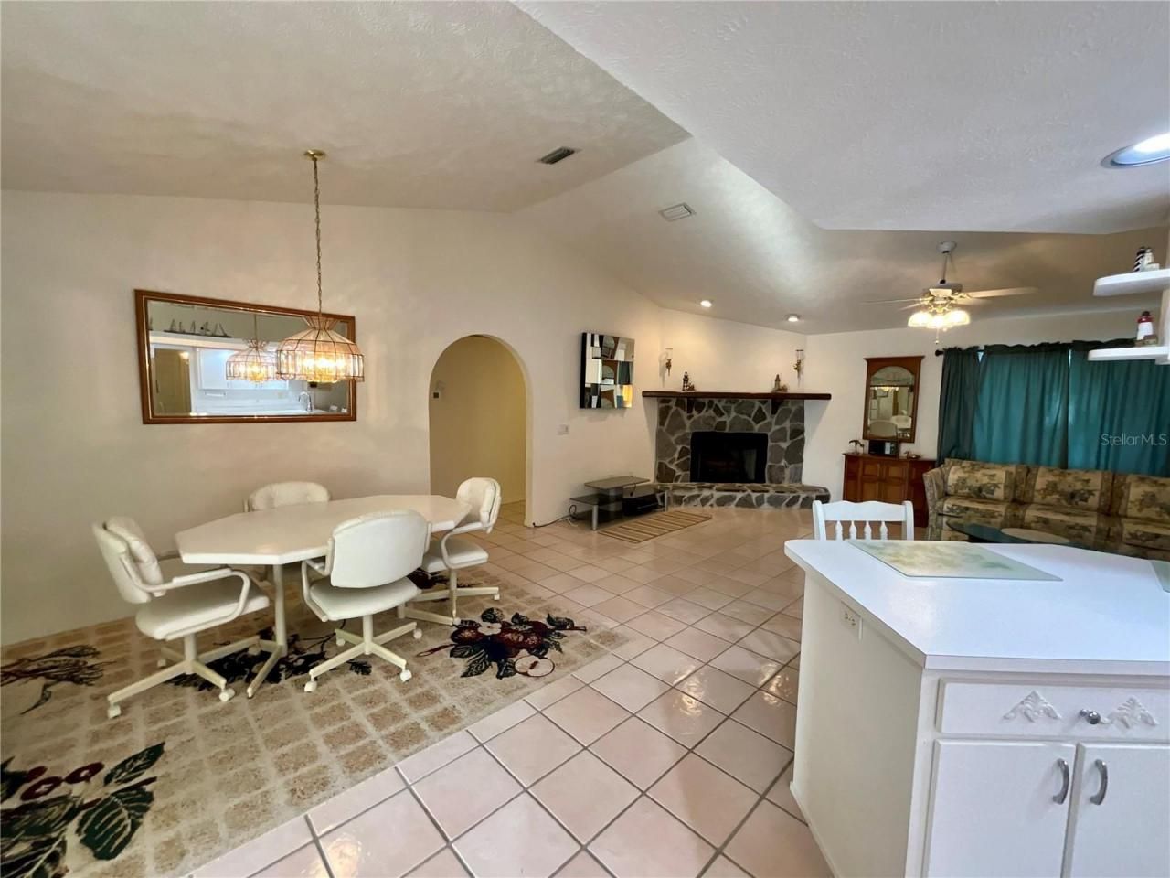 7205 NE 61st Avenue Road, Silver Springs, FL 34488 Photo