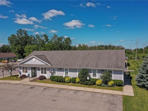 353 Island Cottage Road, Rochester, NY 14612