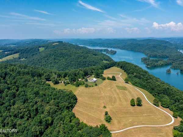 6485 Maynardville Hwy, Maynardville, TN 37807