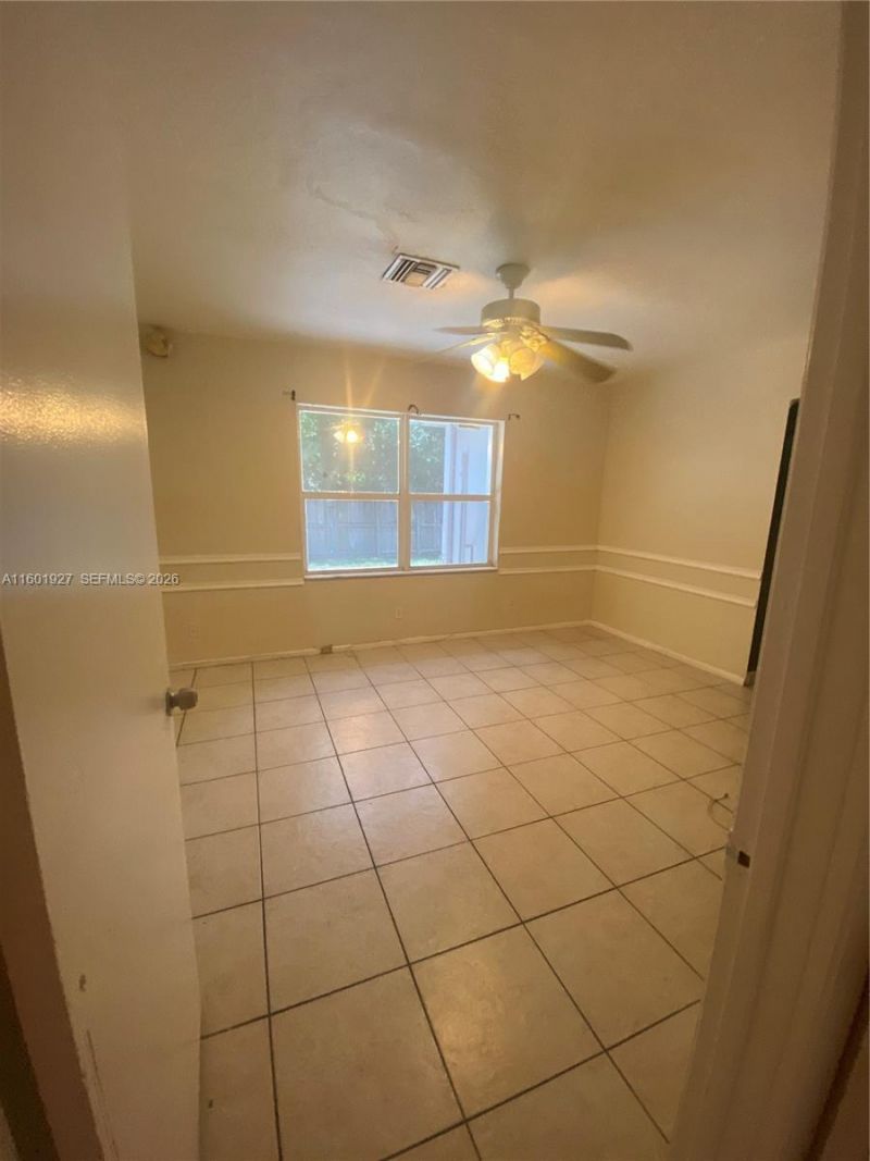 1739 SW 28th Ter, Fort Lauderdale, FL 33312 Photo