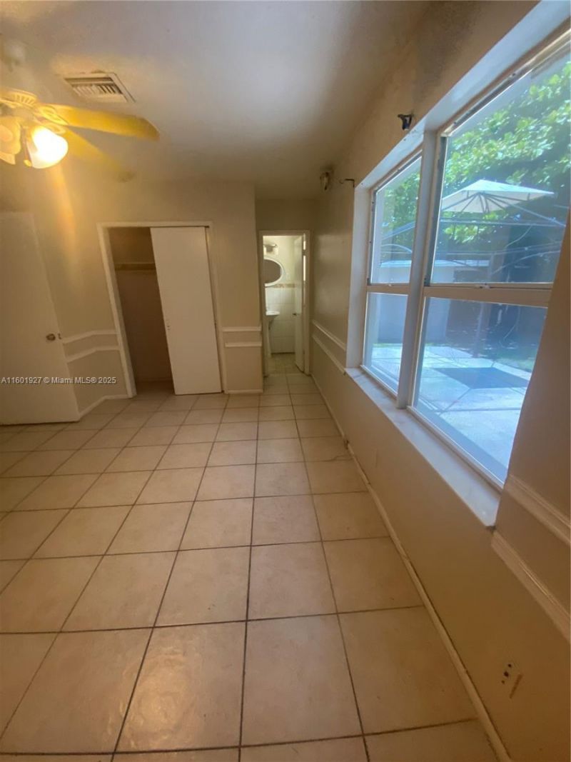 1739 SW 28th Ter, Fort Lauderdale, FL 33312 Photo