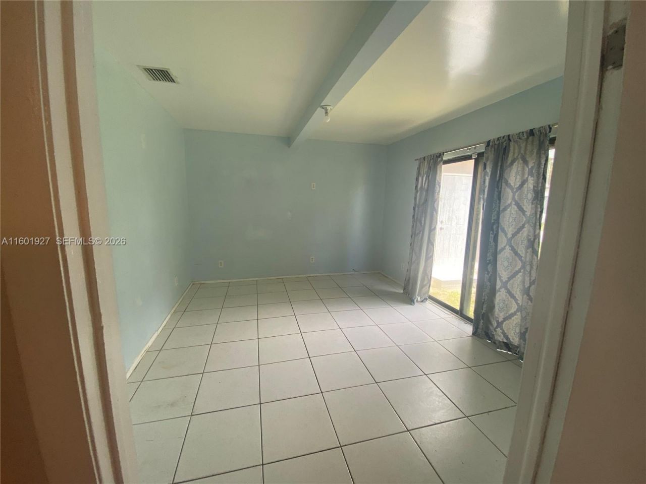 1739 SW 28th Ter, Fort Lauderdale, FL 33312 Photo