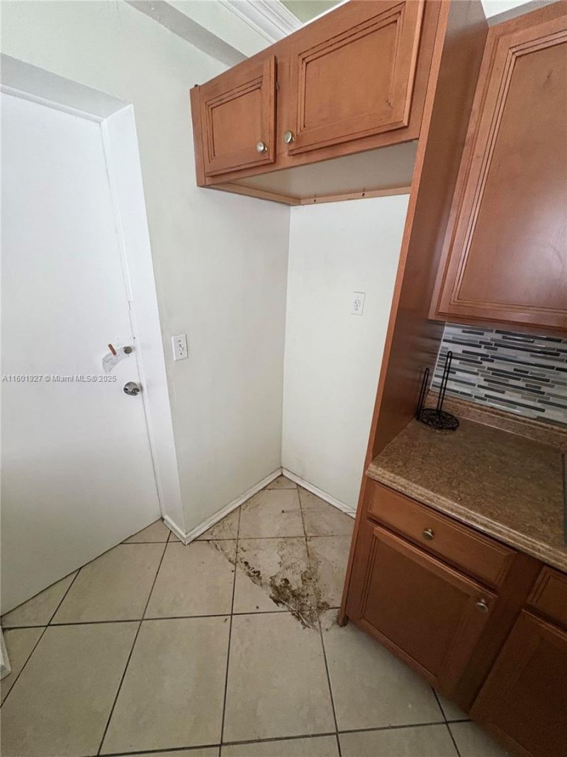 1739 SW 28th Ter, Fort Lauderdale, FL 33312 Photo