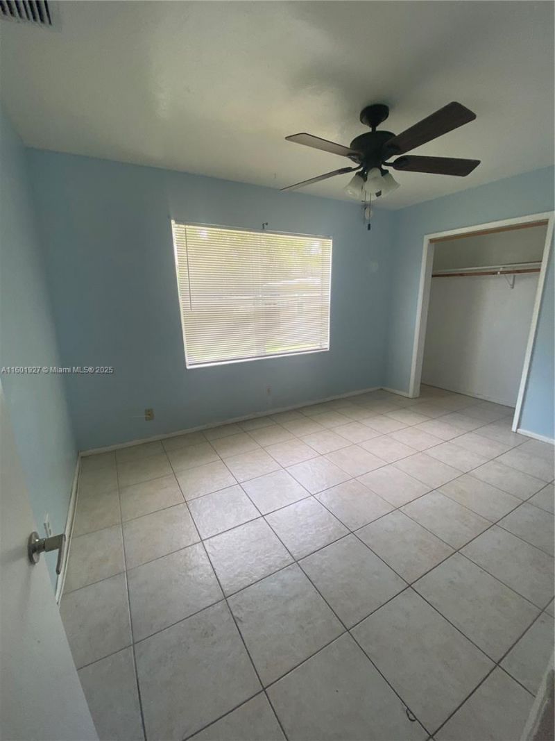 1739 SW 28th Ter, Fort Lauderdale, FL 33312 Photo